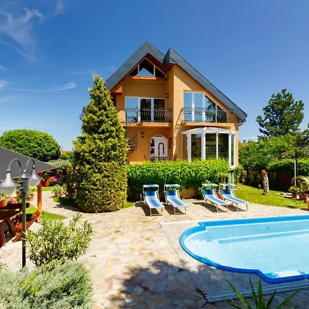 Szabo By Interhome Tatil Evi *