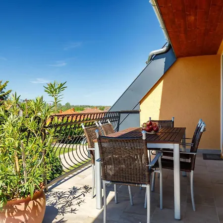 別荘 Szabo By Interhome バラトンレッレ